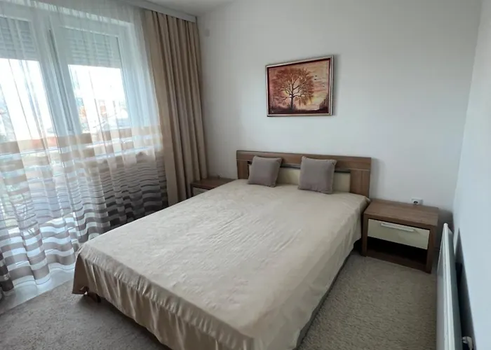 The View * ソコバニャ